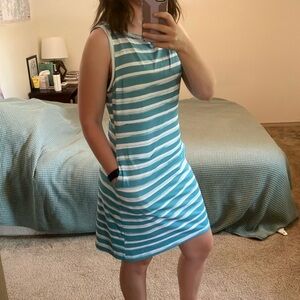 Columbia Women's Medium Chill River Printed Dress in Sea Wave Brush Stripe